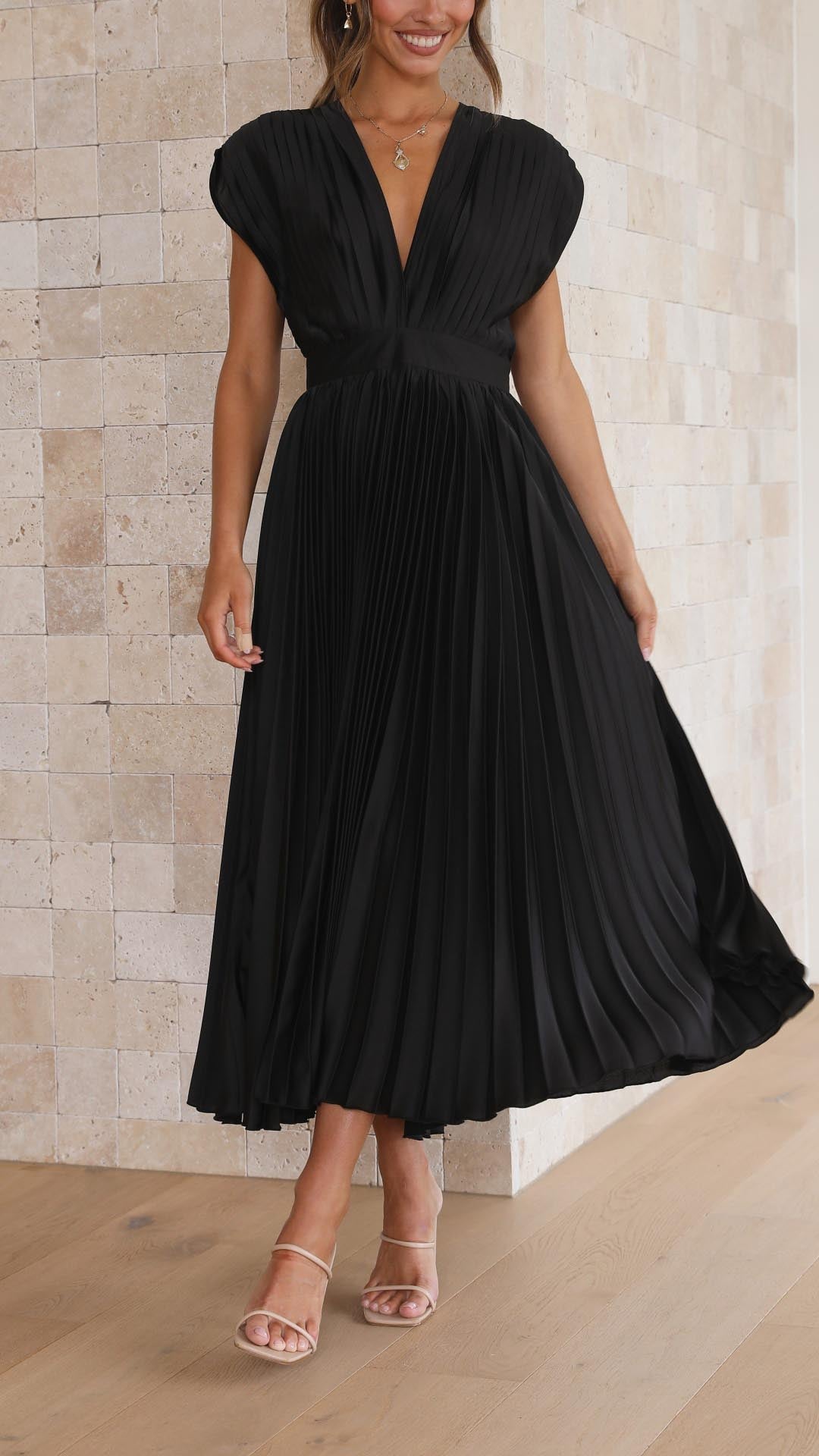 Elegant Plisserte Kjole