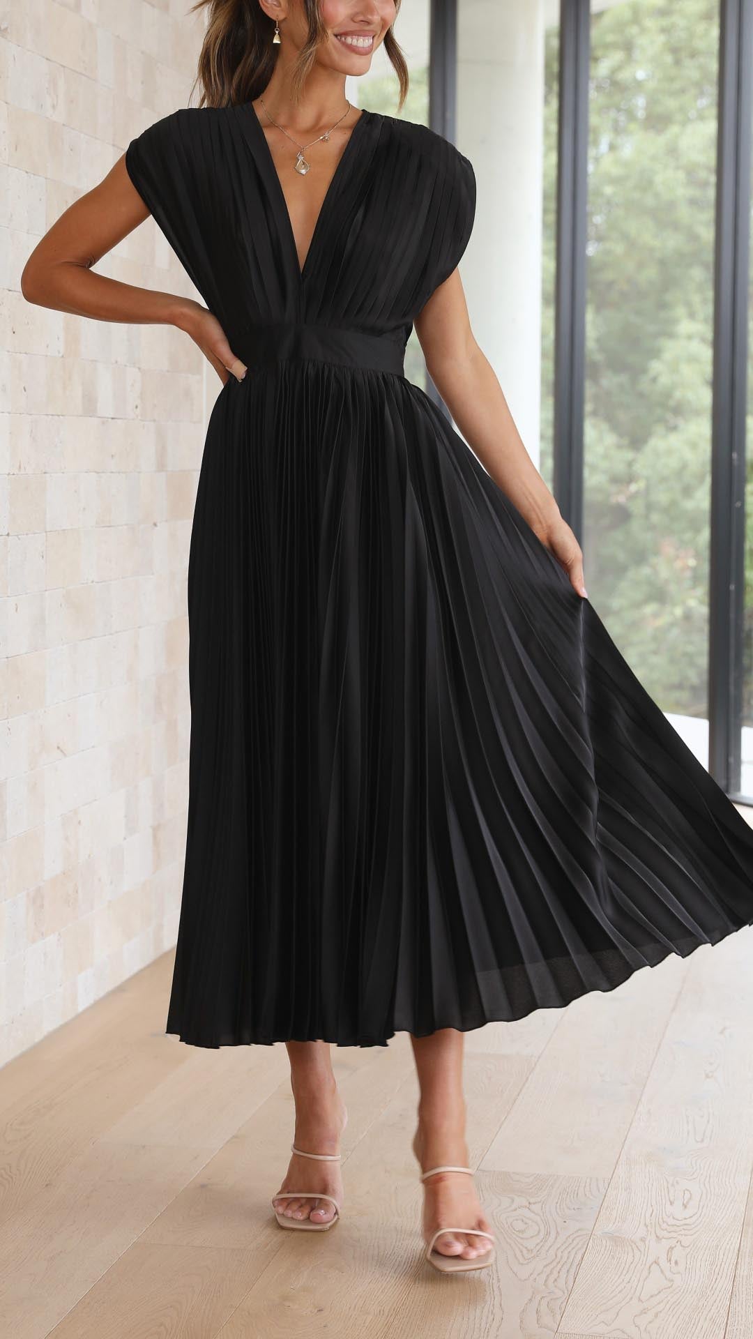 Elegant Plisserte Kjole