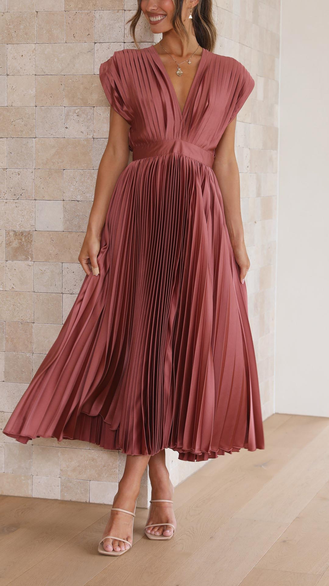 Elegant Plisserte Kjole