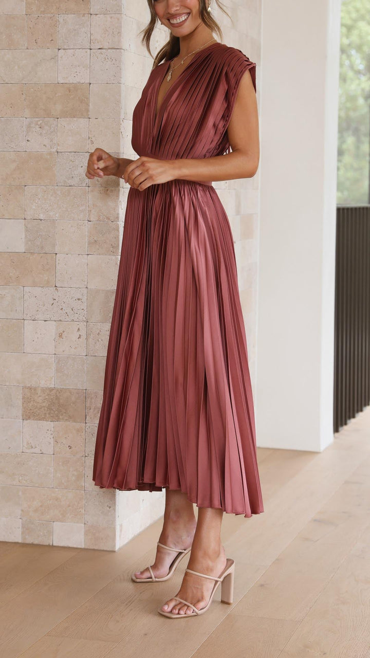 Elegant Plisserte Kjole